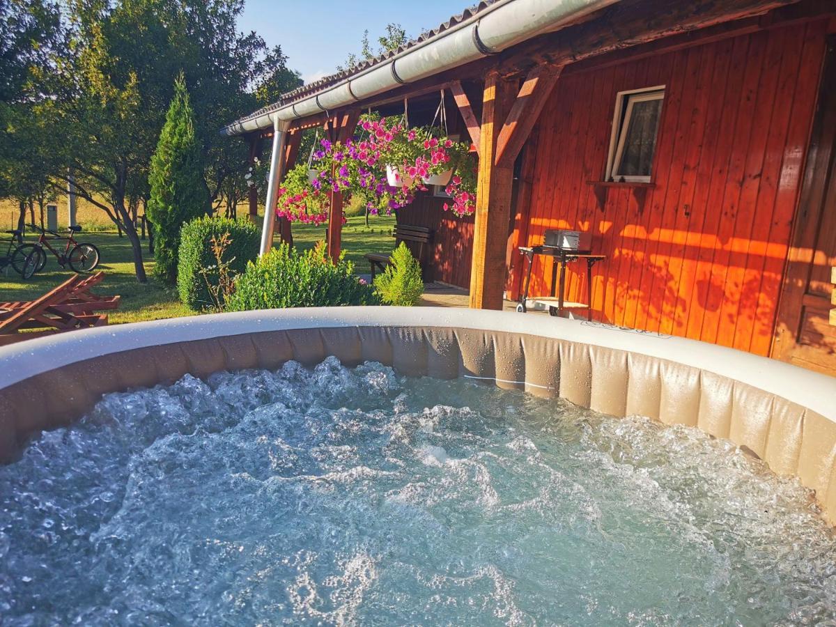 Holiday Home La Sierra Korenica Ngoại thất bức ảnh
