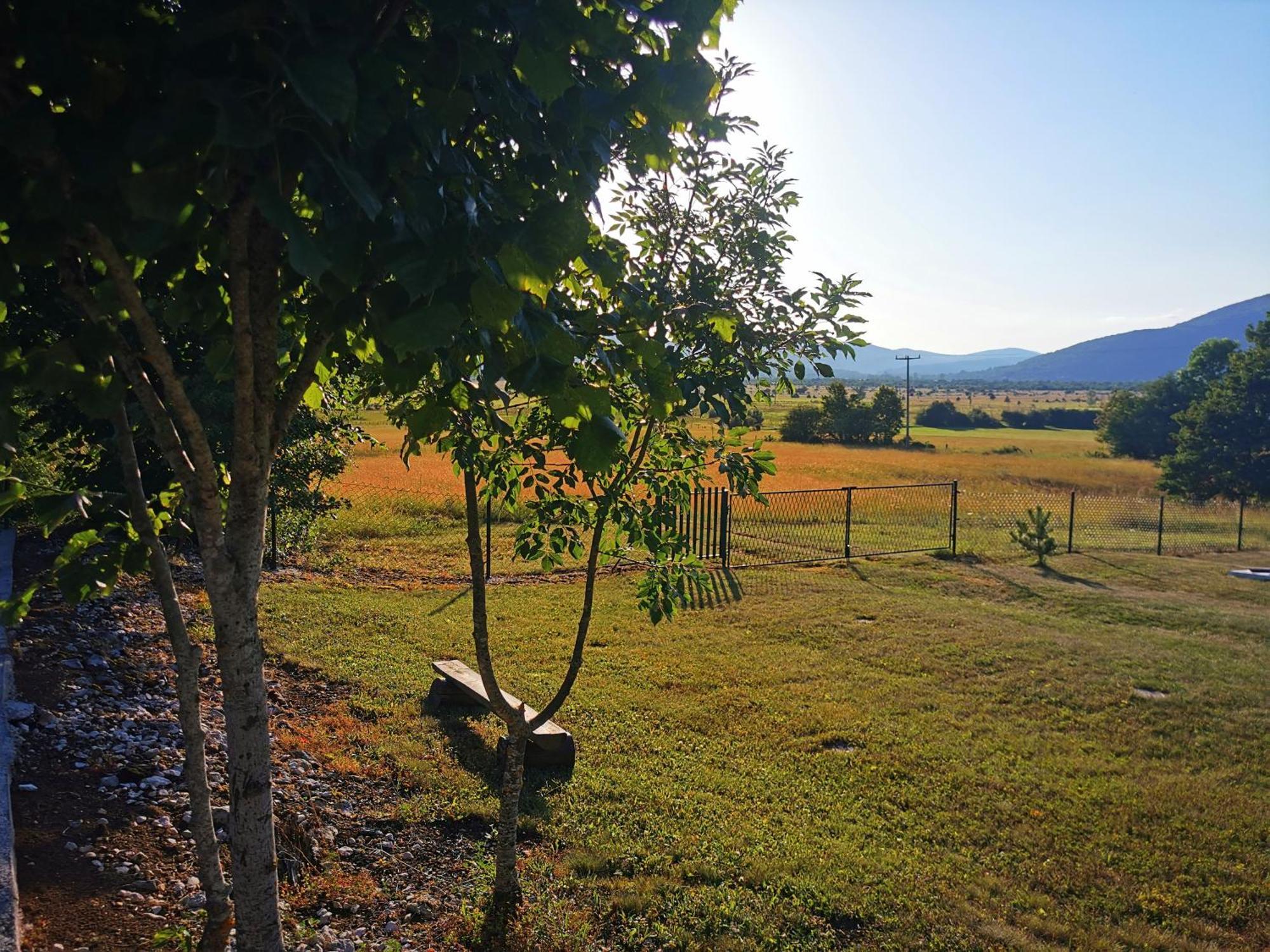 Holiday Home La Sierra Korenica Ngoại thất bức ảnh