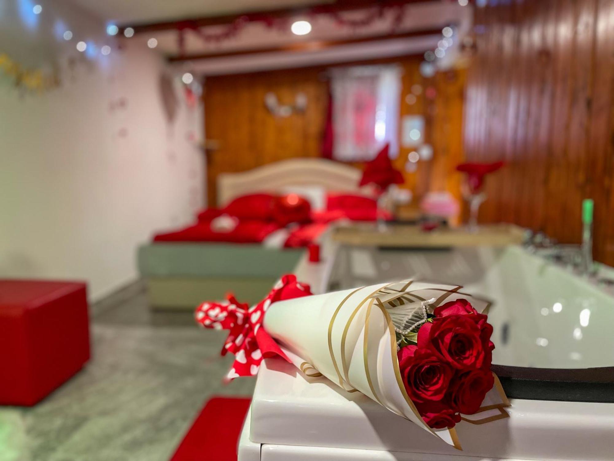 Holiday Home La Sierra Korenica Ngoại thất bức ảnh