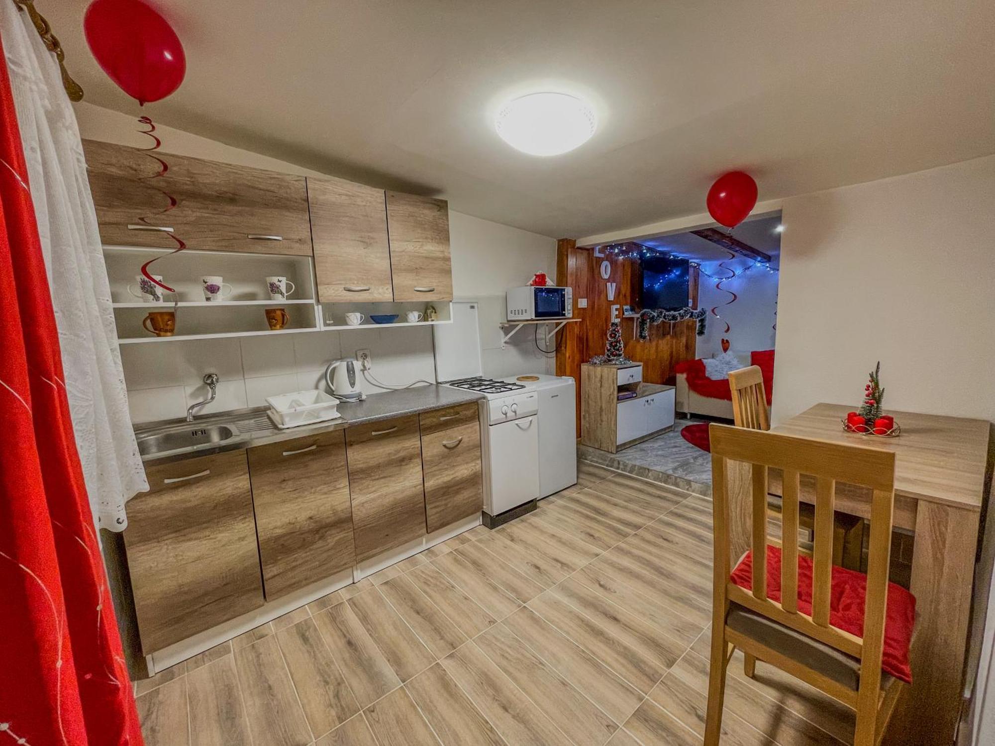 Holiday Home La Sierra Korenica Ngoại thất bức ảnh